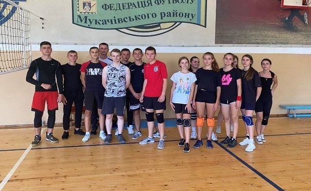 Відновлюються секційні  заняття